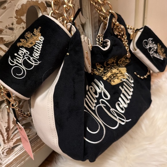💗Juicy Couture Black and Gold Bag Set🩷 - Picture 10 of 16